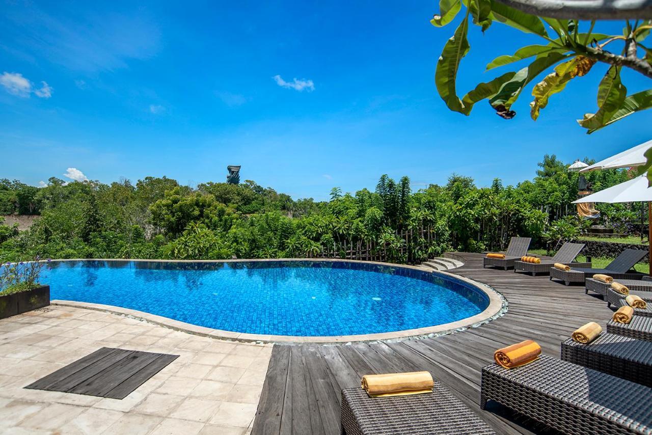 The Kirana Ungasan Villa Jimbaran  Ngoại thất bức ảnh